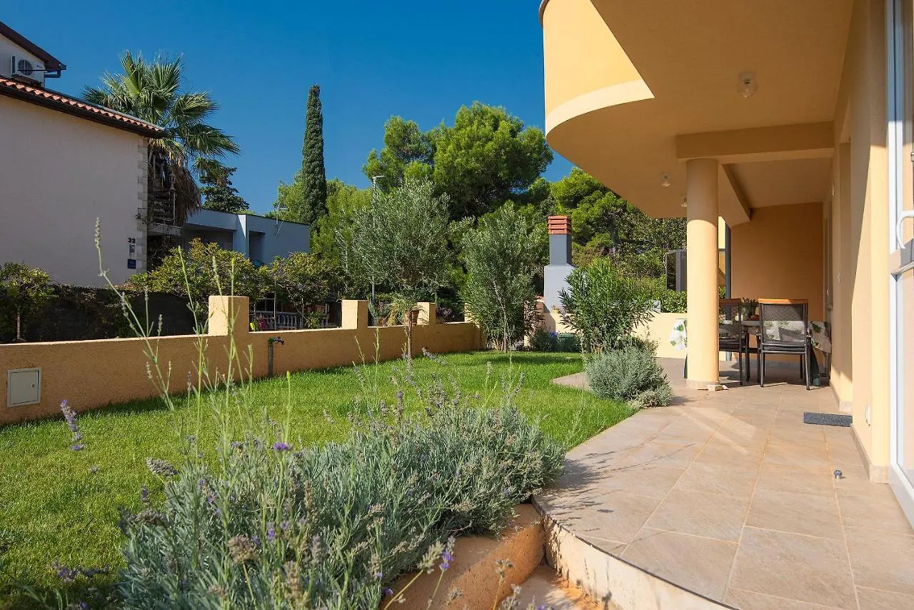 Apartments Valentina Premantura 0*,  Croatia